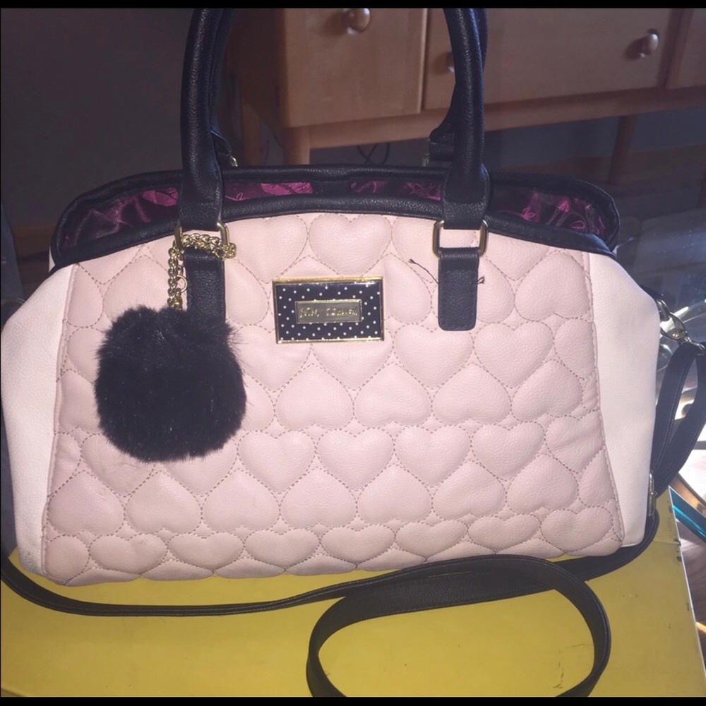 Betsey Johnson heart quilted cross body tote